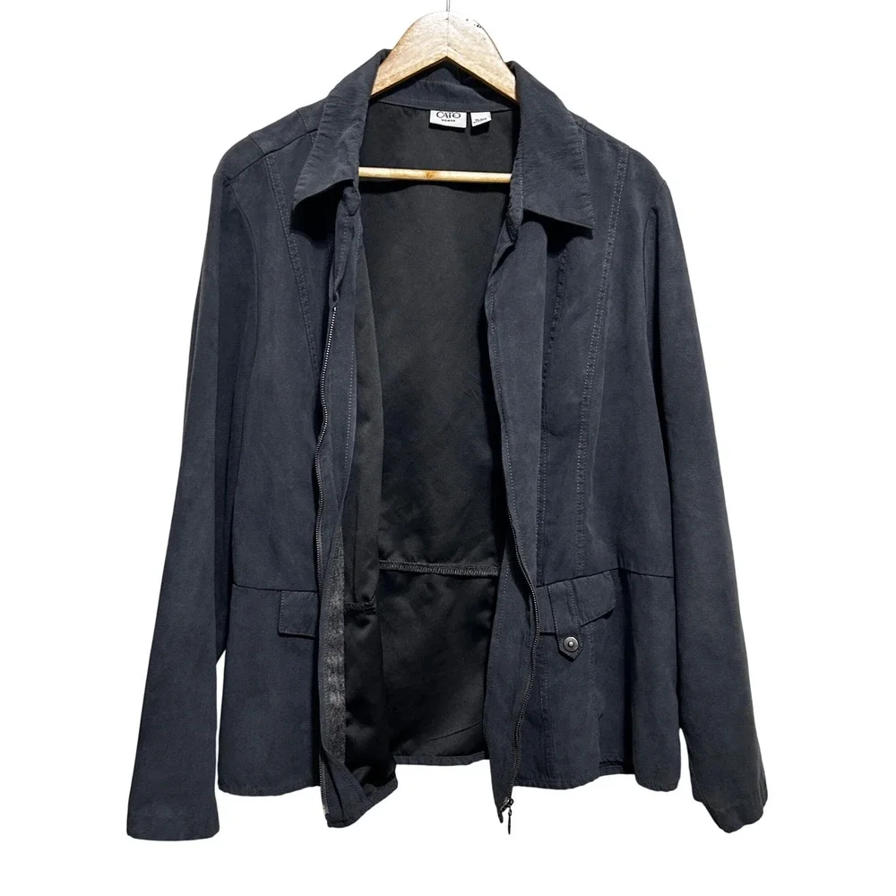 Cato Woman Jacket‎ 22/24W Charcoal Zip Front Peplum Structured Minimalist Chic